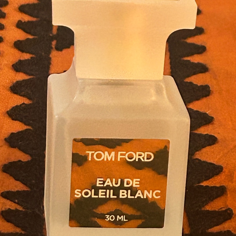 Tom Ford Eau de Soleil Blanc Fragrance with Gold Label